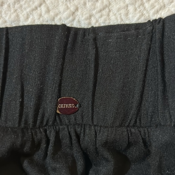 Guess Hi/Low Black Skirt. NWT. Small - Picture 5 of 7